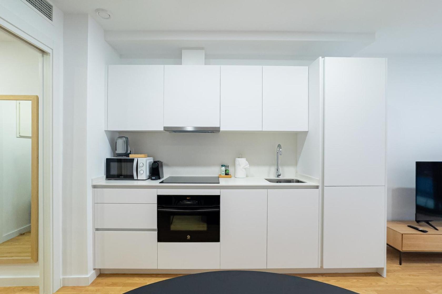 Stay U-Nique Apartments Albeniz Bcn L’Hospitalet de Llobregat Zewnętrze zdjęcie
