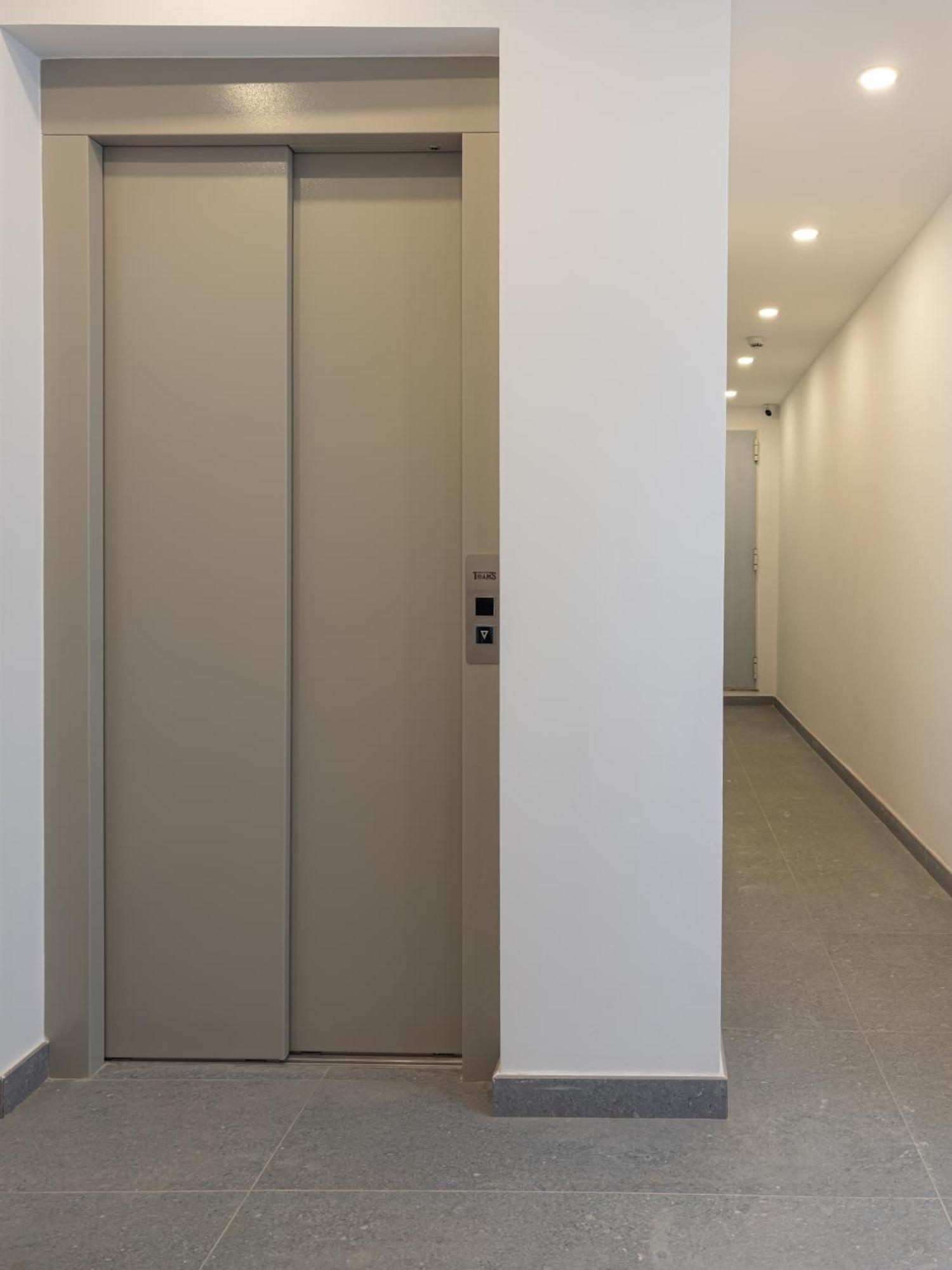 Stay U-Nique Apartments Albeniz Bcn L’Hospitalet de Llobregat Zewnętrze zdjęcie